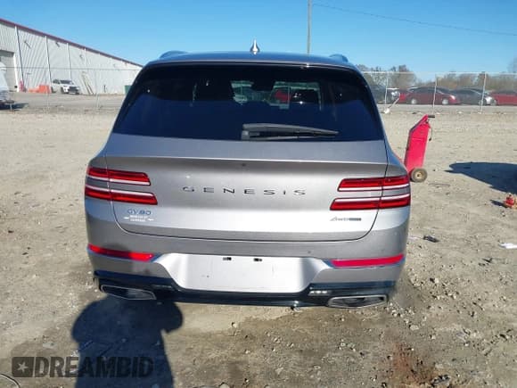 ✅ 2023 Genesis GV80 • VIN: KMUHCESC6PU128600 • Lot: 41179553. Wystawiony na IAAI z przebiegiem 33 225 mil. Bezpłatny archiwum sprzedaży aukcyjnych z USA i szczegółowy raport historii pojazdu na DreamBid. Zdjęcie 17.