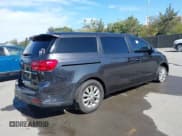 ✅ 2020 Kia Sedona LX • VIN: KNDMB5C18L6653478 • Lot: 43369104. Wystawiony na IAAI z przebiegiem 92 248 mil. Bezpłatny archiwum sprzedaży aukcyjnych z USA i szczegółowy raport historii pojazdu na DreamBid. Zdjęcie 4.