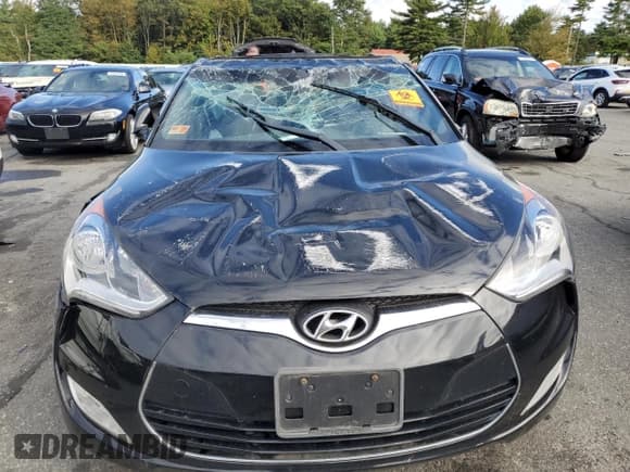 ✅ 2017 Hyundai Veloster • VIN: KMHTC6AD2HU323166 • Lot: 73699284. Wystawiony na Copart z przebiegiem 79 036 mil. Bezpłatny archiwum sprzedaży aukcyjnych z USA i szczegółowy raport historii pojazdu na DreamBid. Zdjęcie 5.