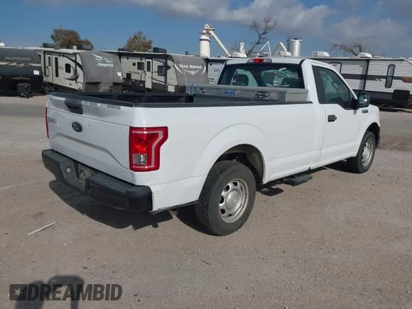 ✅ 2017 Ford F-150 XL • VIN: 1FTMF1C89HKE03935 • Lot: 43685467. Listed on IAAI with 232,680 mi. Free auction sales archive from the USA and detailed vehicle history report at DreamBid. Image 4.
