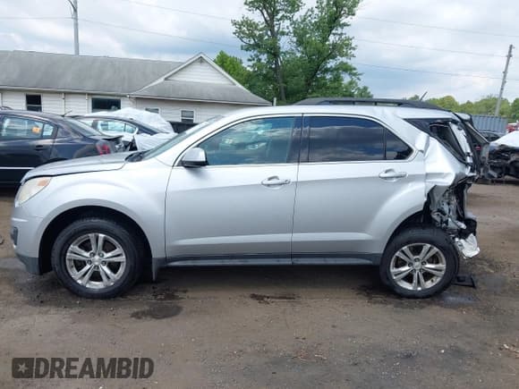 ✅ 2015 Chevrolet Equinox LT • VIN: 2GNFLFEKXF6301736 • Лот: 42997423. Опубликован ранее на IAAI с пробегом 230 738 миль. Бесплатный доступ к архиву аукционных продаж из США и подробный отчёт об истории автомобиля на DreamBid. Изображение 14.