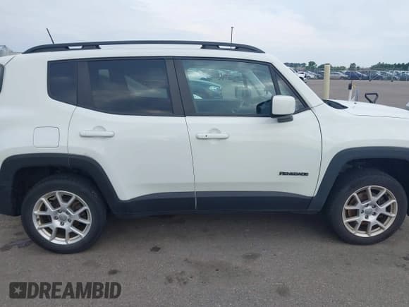 ✅ 2020 Jeep Renegade Altitude • VIN: ZACNJBBBXLPL39311 • Lot: 42431836. Listed on IAAI with 99,537 mi. Free auction sales archive from the USA and detailed vehicle history report at DreamBid. Image 13.