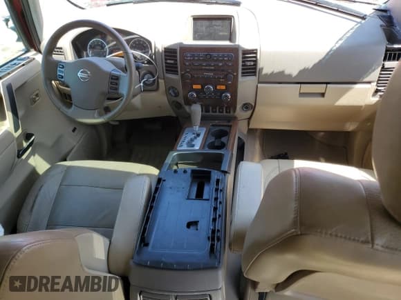 ✅ 2011 Nissan Titan SL • VIN: 1N6BA0EC8BN300025 • Lot: 52811925. Listed on Copart with 194,158 mi. Free auction sales archive from the USA and detailed vehicle history report at DreamBid. Image 8.