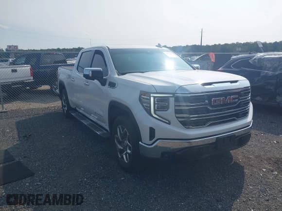 ✅ 2024 GMC Sierra 1500 SLT • VIN: 3GTUUDED6RG321574 • Лот: 43152892. Опубликован ранее на IAAI с пробегом 23 833 миль. Бесплатный доступ к архиву аукционных продаж из США и подробный отчёт об истории автомобиля на DreamBid. Изображение 1.