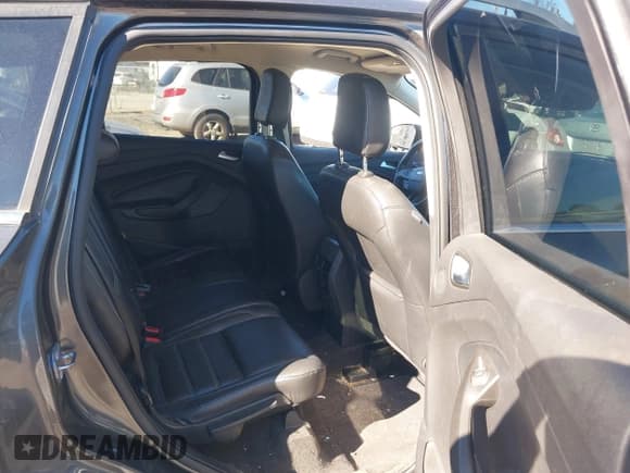 ✅ 2019 Ford Escape Titanium • VIN: 1FMCU0J98KUB49410 • Лот: 43724087. Опубликован ранее на IAAI с пробегом 164 502 миль. Бесплатный доступ к архиву аукционных продаж из США и подробный отчёт об истории автомобиля на DreamBid. Изображение 8.