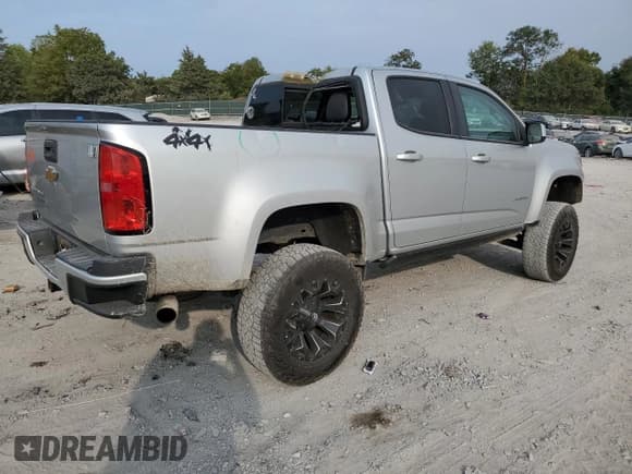 ✅ 2017 Chevrolet Colorado 4WD Z71 • VIN: 1GCGTDEN6H1182505 • Лот: 70742704. Опубликован ранее на Copart с пробегом 120 551 миль. Бесплатный доступ к архиву аукционных продаж из США и подробный отчёт об истории автомобиля на DreamBid. Изображение 3.