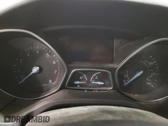 ✅ 2015 Ford Focus Titanium • VIN: 1FADP3J27FL357798 • Lot: 82706505. Wystawiony na Copart z przebiegiem Nie podano. Bezpłatny archiwum sprzedaży aukcyjnych z USA i szczegółowy raport historii pojazdu na DreamBid. Zdjęcie 9.