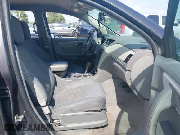 2013 Chevrolet Traverse LS with VIN 1GNKRFED9DJ142240, listed as a IAAI auction lot 43289842 with 152,647 mi miles and . Bid and sale history available at DreamBid. Image 5.