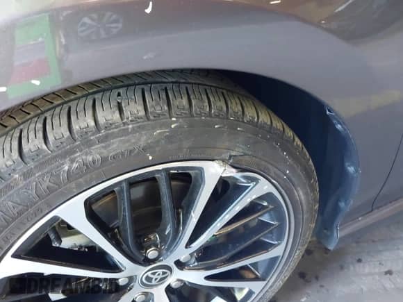 2020 Toyota Camry SE with VIN 4T1G11BK9LU011216, listed as a IAAI auction lot 42462310 with 64,376 mi miles and . Bid and sale history available at DreamBid. Image 17.