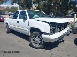 2006 Chevrolet Silverado 1500 LT1 с VIN 1GCEK19Z76Z201535, выставлен на аукционе IAAI как лот 43223502 с пробегом 448 665 миль миль и . История ставок и продаж доступна на DreamBid. Изображение 1.