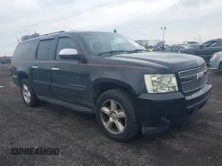 ✅ 2008 Chevrolet Suburban LTZ • VIN: 3GNFK16308G176203 • Lot: 42707819. Listed on IAAI with 250,217 mi. Free auction sales archive from the USA and detailed vehicle history report at DreamBid. Image 1.
