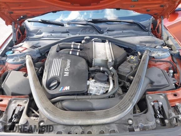 ✅ 2019 BMW M2 Competition • VIN: WBS2U7C55K7D34172 • Lot: 41430700. Listed on IAAI with 43,232 mi. Free auction sales archive from the USA and detailed vehicle history report at DreamBid. Image 10.