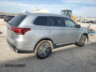 ✅ 2020 Mitsubishi Outlander ES • VIN: JA4AZ3A33LZ017938 • Лот: 92379885. Опубликован ранее на Copart с пробегом 123 997 миль. Бесплатный доступ к архиву аукционных продаж из США и подробный отчёт об истории автомобиля на DreamBid. Изображение 3.