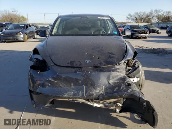 ✅ 2024 Tesla Model Y Long Range • VIN: 7SAYGDEE7RA276099 • Лот: 49843865. Опубликован ранее на Copart с пробегом Не указан. Бесплатный доступ к архиву аукционных продаж из США и подробный отчёт об истории автомобиля на DreamBid. Изображение 5.