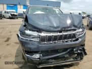 ✅ 2023 Jeep Wagoneer Series III • VIN: 1C4SJSDP4PS502551 • Lot: 64346044. Wystawiony na Copart z przebiegiem 16 765 mil. Bezpłatny archiwum sprzedaży aukcyjnych z USA i szczegółowy raport historii pojazdu na DreamBid. Zdjęcie 12.