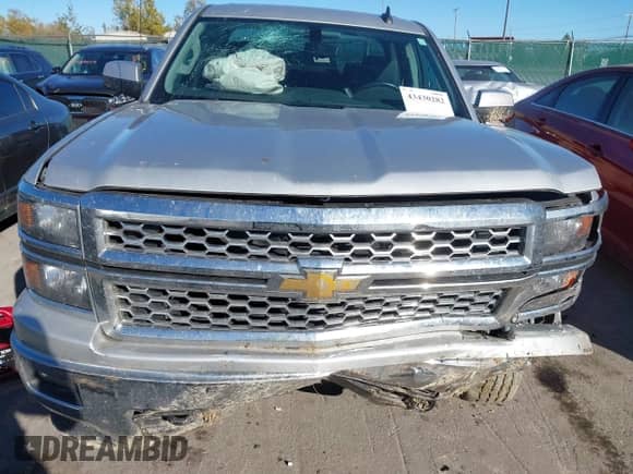 2015 Chevrolet Silverado 1500 LT z VIN 1GCVKREC0FZ393381, wystawiony jako IAAI lot #43430282 z przebiegiem 102 501 mil mil oraz . Historia ofert i sprzedaży dostępna na DreamBid. Obrazek 6.