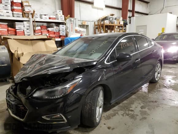 ✅ 2017 Chevrolet Cruze Premier • VIN: 1G1BF5SM1H7163028 • Lot: 72576042. Listed on Copart with 96,530 mi. Free auction sales archive from the USA and detailed vehicle history report at DreamBid. Image 1.