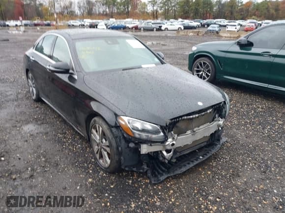 ✅ 2016 Mercedes-Benz C 300 • VIN: 55SWF4KB0GU139151 • Lot: 43635743. Wystawiony na IAAI z przebiegiem 33 416 mil. Bezpłatny archiwum sprzedaży aukcyjnych z USA i szczegółowy raport historii pojazdu na DreamBid. Zdjęcie 6.