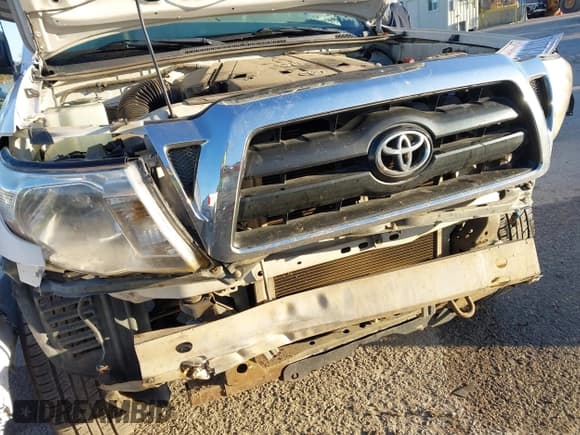 ✅ 2006 Toyota Tacoma PreRunner • VIN: 5TETU62N86Z162948 • Lot: 43748270. Listed on IAAI with 259,020 mi. Free auction sales archive from the USA and detailed vehicle history report at DreamBid. Image 6.