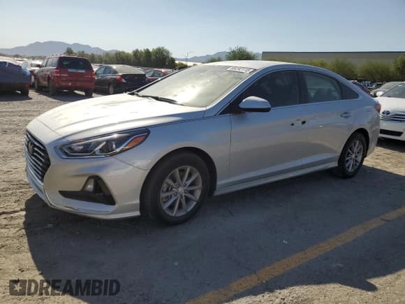 ✅ 2018 Hyundai Sonata SE • VIN: 5NPE24AF2JH615762 • Lot: 69292115. Wystawiony na Copart z przebiegiem 34 098 mil. Bezpłatny archiwum sprzedaży aukcyjnych z USA i szczegółowy raport historii pojazdu na DreamBid. Zdjęcie 1.