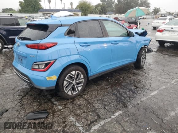 ✅ 2022 Hyundai Kona SEL • VIN: KM8K33AGXNU156152 • Лот: 81373253. Опубликован ранее на Copart с пробегом Не указан. Бесплатный доступ к архиву аукционных продаж из США и подробный отчёт об истории автомобиля на DreamBid. Изображение 3.