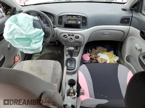 ✅ 2009 Hyundai Accent Auto GLS • VIN: KMHCN46C69U361483 • Лот: 55971525. Опубликован ранее на Copart с пробегом 159 519 миль. Бесплатный доступ к архиву аукционных продаж из США и подробный отчёт об истории автомобиля на DreamBid. Изображение 8.