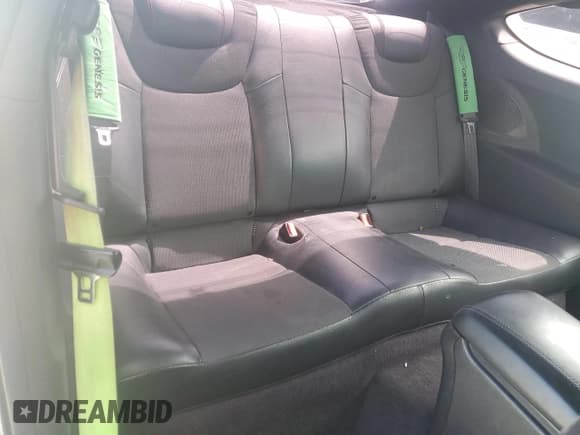 ✅ 2013 Hyundai Genesis Coupe 2.0T • VIN: KMHHT6KD0DU110974 • Lot: 69904425. Wystawiony na Copart z przebiegiem 87 839 mil. Bezpłatny archiwum sprzedaży aukcyjnych z USA i szczegółowy raport historii pojazdu na DreamBid. Zdjęcie 10.