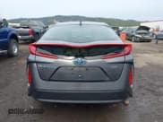 ✅ 2022 Toyota Prius XLE • VIN: JTDKAMFP7N3207069 • Lot: 43768829. Listed on IAAI with 37,746 mi. Free auction sales archive from the USA and detailed vehicle history report at DreamBid. Image 17.