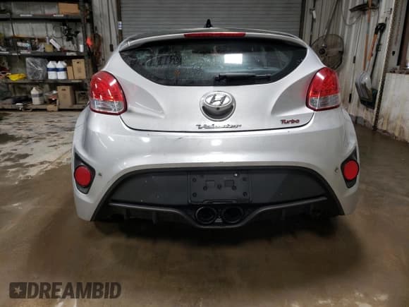 ✅ 2013 Hyundai Veloster Turbo • VIN: KMHTC6AE5DU117827 • Lot: 81896054. Wystawiony na Copart z przebiegiem 183 674 mil. Bezpłatny archiwum sprzedaży aukcyjnych z USA i szczegółowy raport historii pojazdu na DreamBid. Zdjęcie 6.