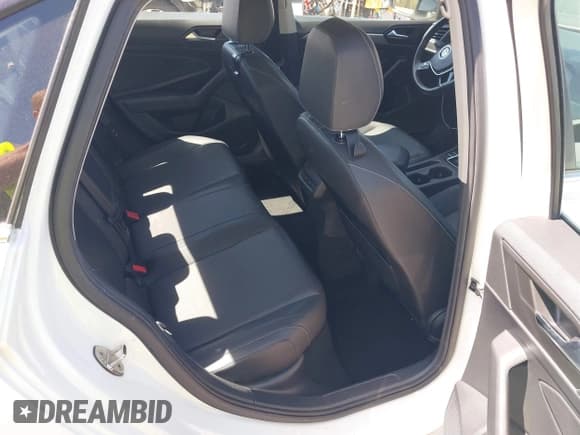 ✅ 2019 Volkswagen Jetta S • VIN: 3VWC57BU6KM164356 • Lot: 42331228. Listed on IAAI with 94,543 mi. Free auction sales archive from the USA and detailed vehicle history report at DreamBid. Image 8.