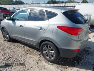 2015 Hyundai Tucson GLS with VIN KM8JT3AF1FU111928, listed as a IAAI auction lot 43348000 with 69,671 mi miles and . Bid and sale history available at DreamBid. Image 3.