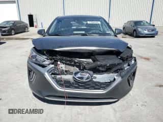 2022 Hyundai Ioniq SE с VIN KMHC75LC4NU282571, выставлен на аукционе Copart как лот 77684944 с пробегом 82 047 миль миль и Списание • Salvage title. История ставок и продаж доступна на DreamBid. Изображение 5.