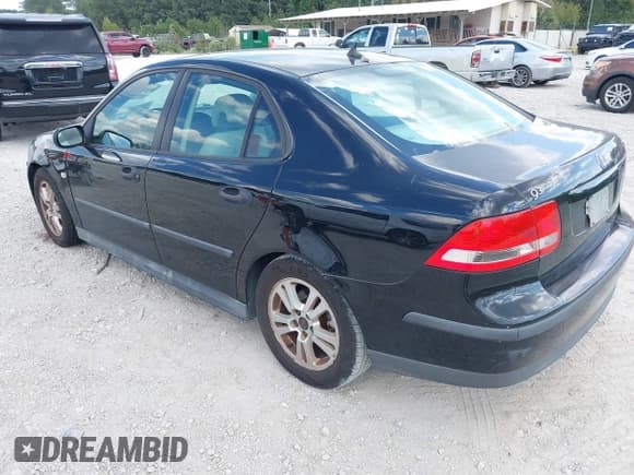 ✅ 2005 Saab 9-3 Linear • VIN: YS3FB49S951059929 • Lot: 43077211. Wystawiony na IAAI z przebiegiem 131 695 mil. Bezpłatny archiwum sprzedaży aukcyjnych z USA i szczegółowy raport historii pojazdu na DreamBid. Zdjęcie 3.