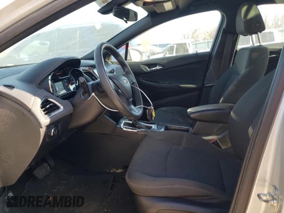 ✅ 2017 Chevrolet Cruze LT • VIN: 1G1BE5SM8H7262383 • Lot: 68044492. Listed on Copart with 74,397 mi. Free auction sales archive from the USA and detailed vehicle history report at DreamBid. Image 7.