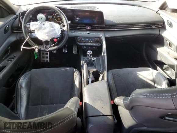 ✅ 2022 Hyundai Elantra • VIN: KMHLW4AK8NU001475 • Lot: 84793015. Listed on Copart with 40,313 mi. Free auction sales archive from the USA and detailed vehicle history report at DreamBid. Image 8.