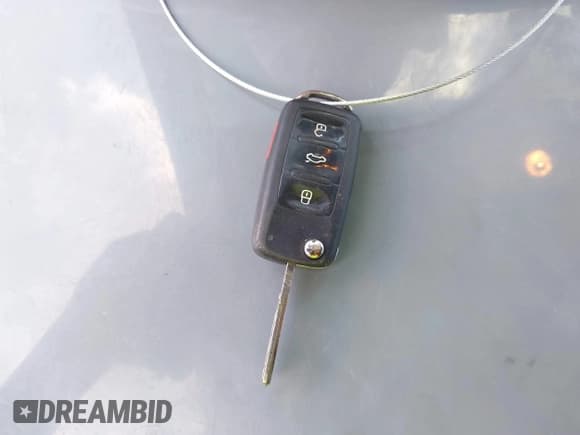 ✅ 2014 Volkswagen Jetta TDI w/Sunroof & Nav • VIN: 3VWPL7AJ7EM613739 • Lot: 42718192. Listed on IAAI with 159,860 mi. Free auction sales archive from the USA and detailed vehicle history report at DreamBid. Image 11.