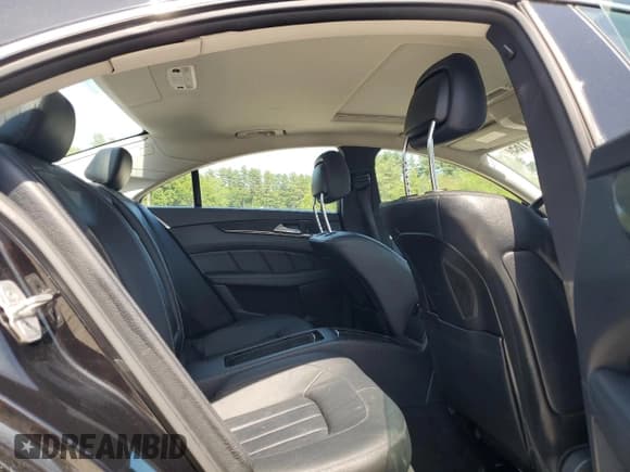 ✅ 2016 Mercedes-Benz CLS 400 • VIN: WDDLJ6HB9GA177322 • Lot: 58513165. Listed on Copart with 96,742 mi. Free auction sales archive from the USA and detailed vehicle history report at DreamBid. Image 10.