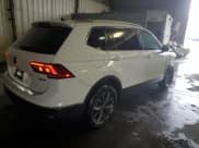 ✅ 2022 Volkswagen Tiguan SE • VIN: 3VV2B7AX1NM136960 • Лот: 90089645. Опубликован ранее на Copart с пробегом 25 793 миль. Бесплатный доступ к архиву аукционных продаж из США и подробный отчёт об истории автомобиля на DreamBid. Изображение 3.