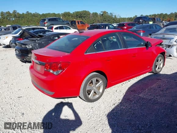 ✅ 2014 Chevrolet Cruze 2LT • VIN: 1G1PE5SB5E7208829 • Лот: 43706163. Опубликован ранее на IAAI с пробегом 106 953 миль. Бесплатный доступ к архиву аукционных продаж из США и подробный отчёт об истории автомобиля на DreamBid. Изображение 4.