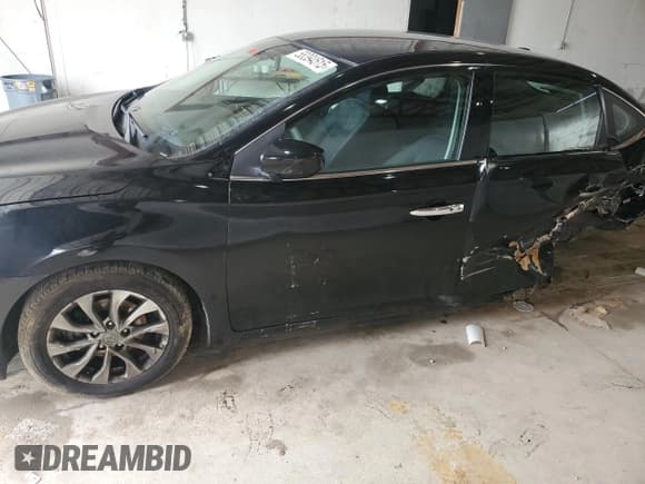✅ 2018 Nissan Sentra SV • VIN: 3N1AB7AP7JL633282 • Lot: 58394515. Listed on Copart with 74,637 mi. Free auction sales archive from the USA and detailed vehicle history report at DreamBid. Image 7.