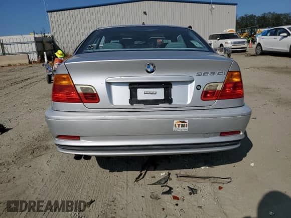 2000 BMW 3 Series 323Ci с VIN WBABM3343YJN81364, выставлен на аукционе Copart как лот 53440575 с пробегом Не указан миль и Списание • Salvage title. История ставок и продаж доступна на DreamBid. Изображение 6.