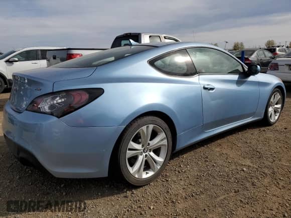 2010 Hyundai Genesis Coupe Premium с VIN KMHHT6KD0AU032708, выставлен на аукционе Copart как лот 74803464 с пробегом 136 863 миль миль и Чистый • Clean title. История ставок и продаж доступна на DreamBid. Изображение 3.