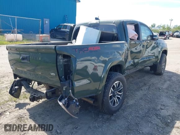 ✅ 2022 Toyota Tacoma SR • VIN: 3TMCZ5AN7NM472484 • Лот: 42505944. Опубликован ранее на IAAI с пробегом 59 131 миль. Бесплатный доступ к архиву аукционных продаж из США и подробный отчёт об истории автомобиля на DreamBid. Изображение 4.