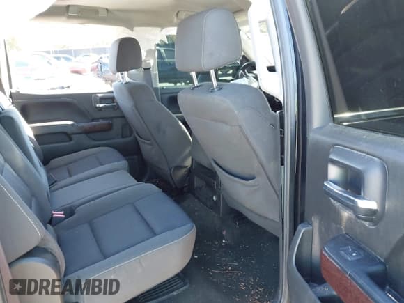 ✅ 2017 GMC Sierra 1500 SLE • VIN: 3GTU2MEC1HG296904 • Lot: 43570477. Listed on IAAI with 237,205 mi. Free auction sales archive from the USA and detailed vehicle history report at DreamBid. Image 8.