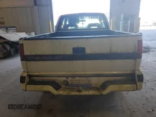 ✅ 1995 Chevrolet S-10 LS • VIN: 1GCCS1943S8229540 • Лот: 88562585. Опубликован ранее на Copart с пробегом 253 221 миль. Бесплатный доступ к архиву аукционных продаж из США и подробный отчёт об истории автомобиля на DreamBid. Изображение 6.
