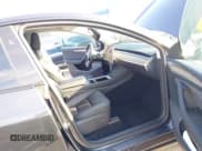 ✅ 2024 Tesla Model Y • VIN: 7SAYGDED4RF097142 • Lot: 41484729. Wystawiony na IAAI z przebiegiem 20 mil. Bezpłatny archiwum sprzedaży aukcyjnych z USA i szczegółowy raport historii pojazdu na DreamBid. Zdjęcie 5.