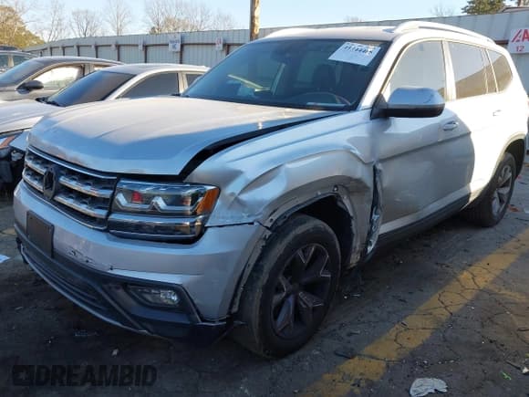 ✅ 2018 Volkswagen Atlas SE • VIN: 1V2CP2CA6JC595850 • Lot: 41344485. Listed on IAAI with 86,469 mi. Free auction sales archive from the USA and detailed vehicle history report at DreamBid. Image 2.