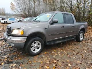 ✅ 2002 Ford F-150 XLT • VIN: 1FTRW08L72KB06845 • Лот: 92946985. Опубликован ранее на Copart с пробегом 129 017 миль. Бесплатный доступ к архиву аукционных продаж из США и подробный отчёт об истории автомобиля на DreamBid. Изображение 1.
