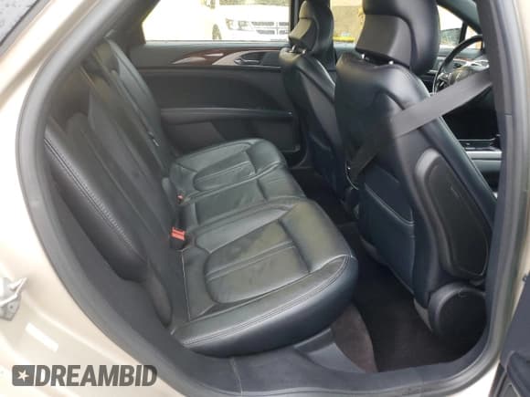 ✅ 2017 Lincoln MKZ Reserve • VIN: 3LN6L5F91HR637541 • Lot: 92937905. Wystawiony na Copart z przebiegiem 66 445 mil. Bezpłatny archiwum sprzedaży aukcyjnych z USA i szczegółowy raport historii pojazdu na DreamBid. Zdjęcie 10.