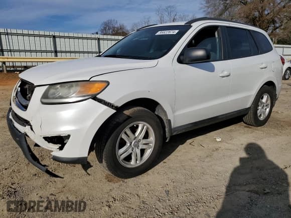 ✅ 2012 Hyundai Santa Fe GLS • VIN: 5XYZG3AB0CG116463 • Lot: 86622674. Listed on Copart with 96,454 mi. Free auction sales archive from the USA and detailed vehicle history report at DreamBid. Image 1.